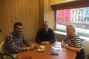 Reunión del alcalde de Dalías con el consorcio de transporte.