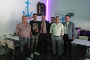 Los hombres del nuevo proyecto AD Roquetas 2018.