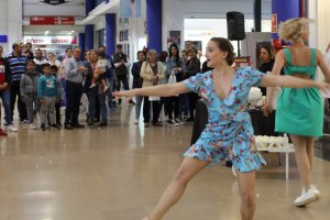 Desfile de moda en Cuplé de Centro Comercial COPO.