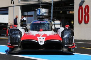 Espectacular TS050 HYBRID de Toyota