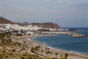 Vista actual del puerto de Carboneras.