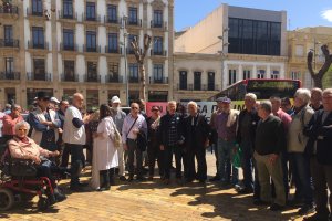 Concentración de pensionistas esta mañana en Puerta Purchena.