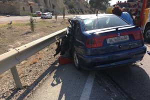 Turismo implicado en el accidente.