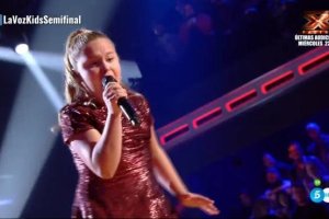 Yastina, durante su interpretación anoche de Proud Mary.