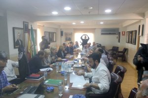 La sede  del Puerto de Almería fue el escenario donde se reunieron los representantes del sector con Clara Aguilera.