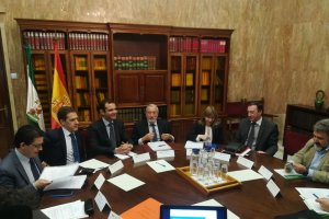 Reunión celebrada esta mañana en la Subdelegación de Gobierno.