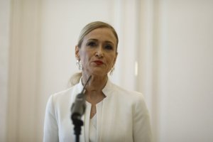 Cristina Cifuentes, en la rueda de prensa en que anunció su dimisión.
