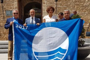 Bandera azul para Vera el verano pasado.