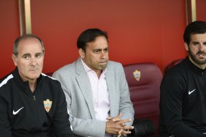 Fran Fernández antes de que comenzara el partido.