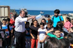El delegado con los alumnos en el Cabo de Gata
