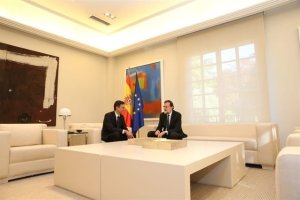 Rajoy y Sánchez se reunieron en el Palacio de La Moncloa. (Foto: @marianorajoy)