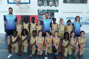 Equipo femeino del CB La Mojonera.