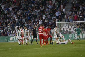 Momento en el que Pulido Santana expulsa a Sulayman.