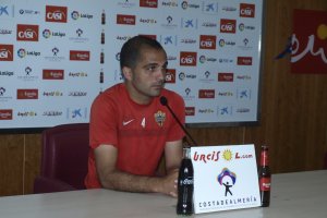 José Verza en rueda de prensa.