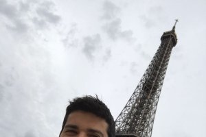 Ramón González, en una imagen remitida a LA VOZ desde París.