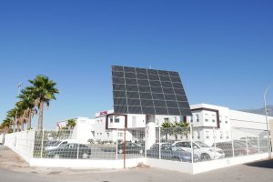 La energía solar abre una opción interesante para reducir la huella de carbono del sector agroalimentario.