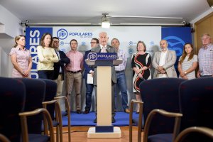 Rueda de prensa del Partido Popular con los afectados.