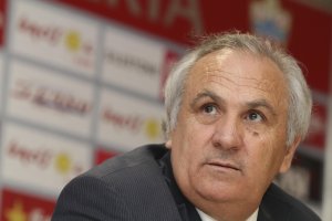 Alfonso García presentando la temporada 2011-12.