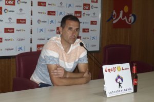 Esteban Navarro en rueda de prensa.