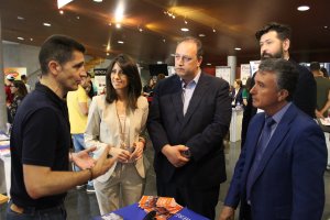Responsables de la Cámara de Comercio, Diputación y Ayuntamiento de El Ejido durante la inauguración de la feria.