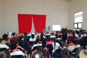 Reunión de la Mesa Local de Educación en el Centro de Usos Múltiples de Las Norias.