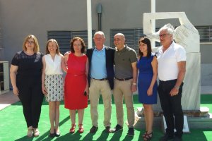 Autoridades durante la inauguración del centro.