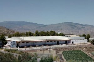 Naves municipales de Huécija.