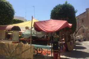 La Plaza Campoamor de Almería, transformado en un zoco para la película.