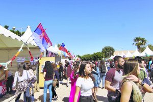 El Servicio de Relaciones Internacionales sirve para abrir las puertas de la UAL a los estudiantes, profesores e investigadores.