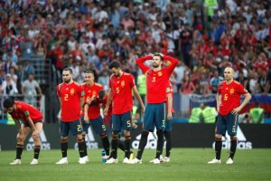 España necesita una mano de pìntura.
