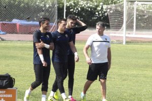 Ángel Ferez con René, Fernando y Batalla.