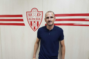 Fernando Soriano es la imagen del Almería que viene.