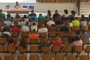 Vista del salón de actos de El Acebuche durante la celebración del curso.