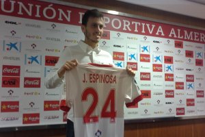 Javi Espinosa jugó en Primera División con el Almería.