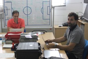 Fran Fernández y Jesús Muñoz trabajando juntos.