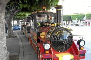 El Tren Turístico de Almería una excelente opción para recorrer la ciudad.