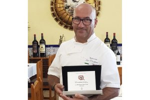 D’amico Francesco con el premio Eccellenze Italiane.