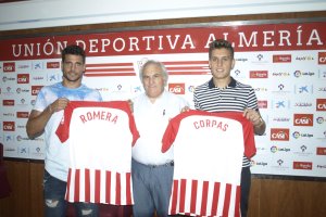 Romera, Alfonso y Corpas en su presentación.