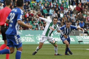 Aguza en el partido frente al Lorca.