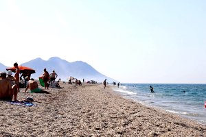 Almería es la provincia española con más horas de sol al año.