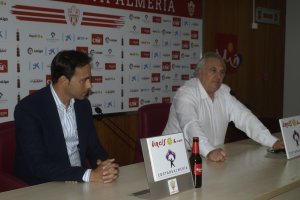 Ellos saben como nadie de los males del Almería.