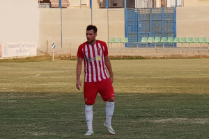 El delantero ilicitano firmó dos goles con el Almería.