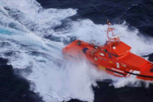 Una de las embarcaciones de Salvamento Marítimo.
