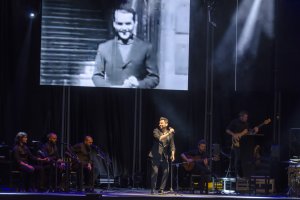 Momento del concierto de Miguel Poveda. Foto: José antonio holgado