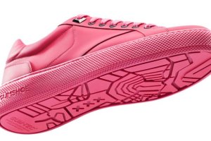 El primer calzado del mundo hecho con chicles reciclados de la calle