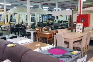 Una mirada panorámica permite comprobar el gran surtido de productos con los que cuenta el establecimiento.