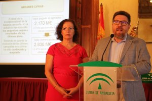 El consejero expuso los retos del campo almeriense