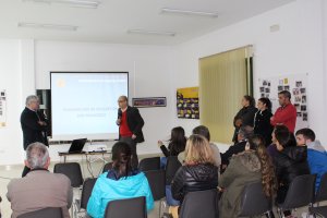 Reunión entre el alcalde y los vecinos de San Francisco.