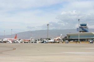 Varios aviones en el aeropuerto de Almería