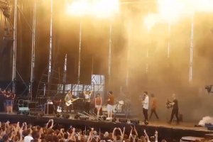 Momento de la petición de matrimonio en el Cooltural Fest.